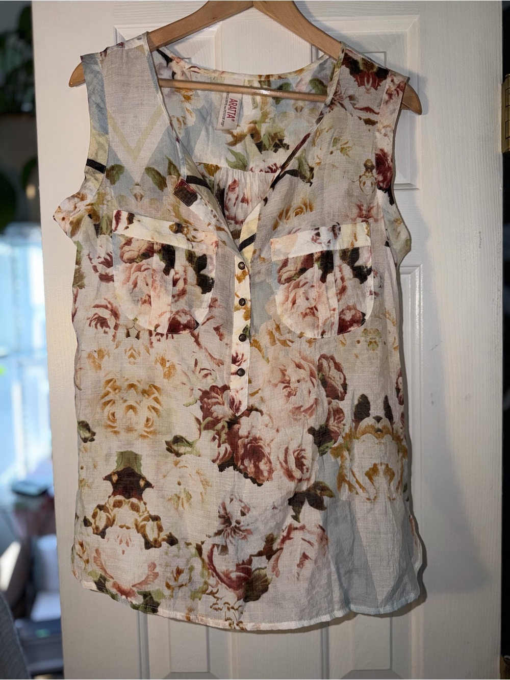 Aratta Floral Sleeveless V-Neck Button Front Top - White, Pink, Green, Brown -M